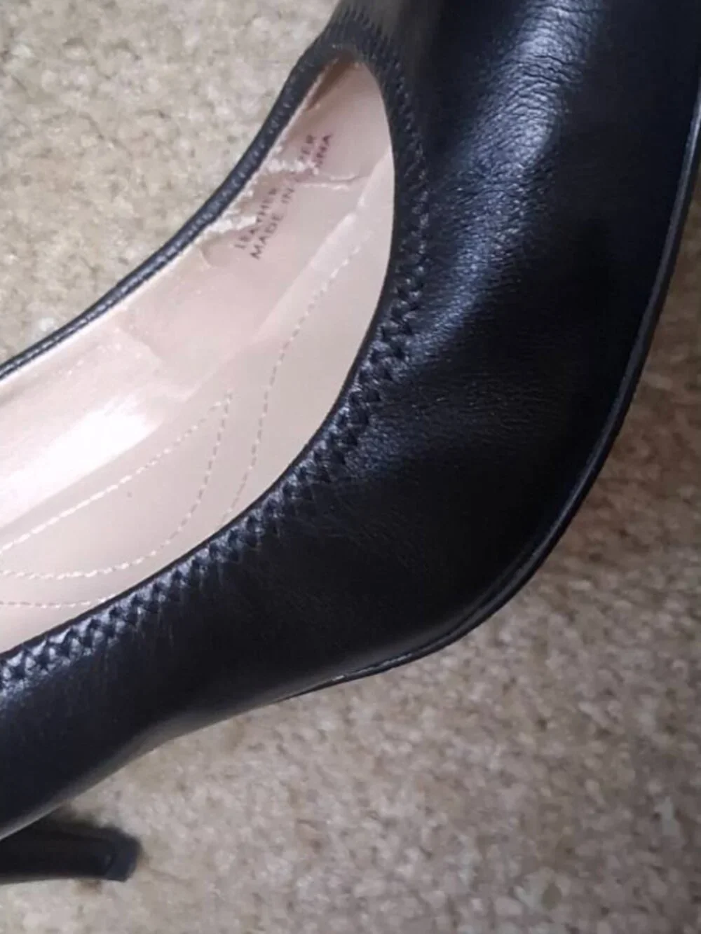 Tahari Brett Black Leather Pointed Toe Pumps Dress Heels 6.5M